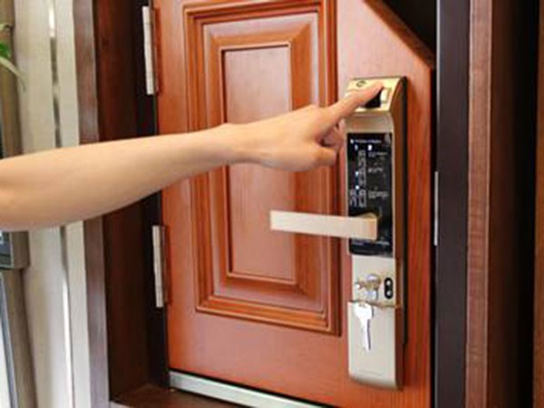 滄州防盜門開鎖（哪里有開汽車鎖的）