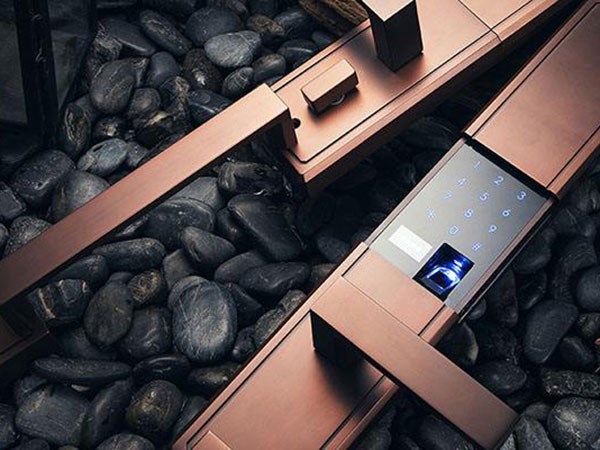 盤(pán)龍區(qū)配汽車(chē)鑰匙（換鎖芯公司電話(huà)）