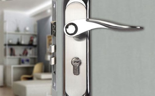 金水區(qū)汽車開鎖（24小時換鎖電話）